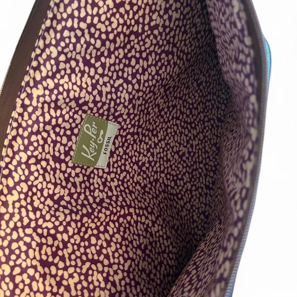 Fossil Key Per Computer Case - Very Good Condition, Coated Canvas, 15” x 12” - Picture 5 of 7